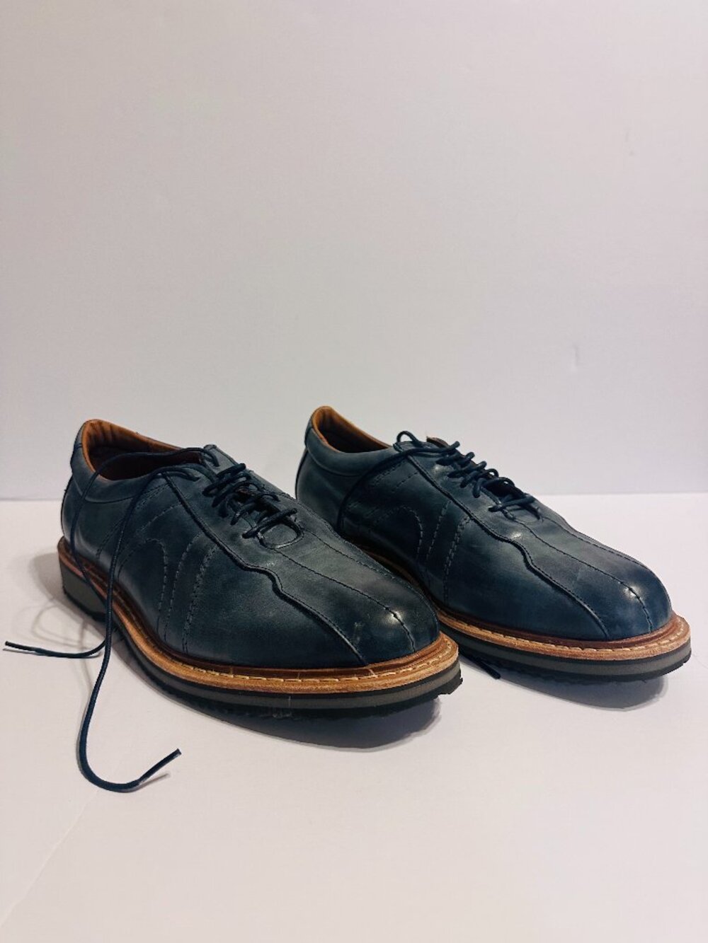 Allen Edmonds Voyager Men's Shoe